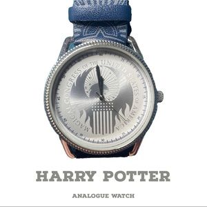 Harry potter fantastic beasts merchandise watch analogue